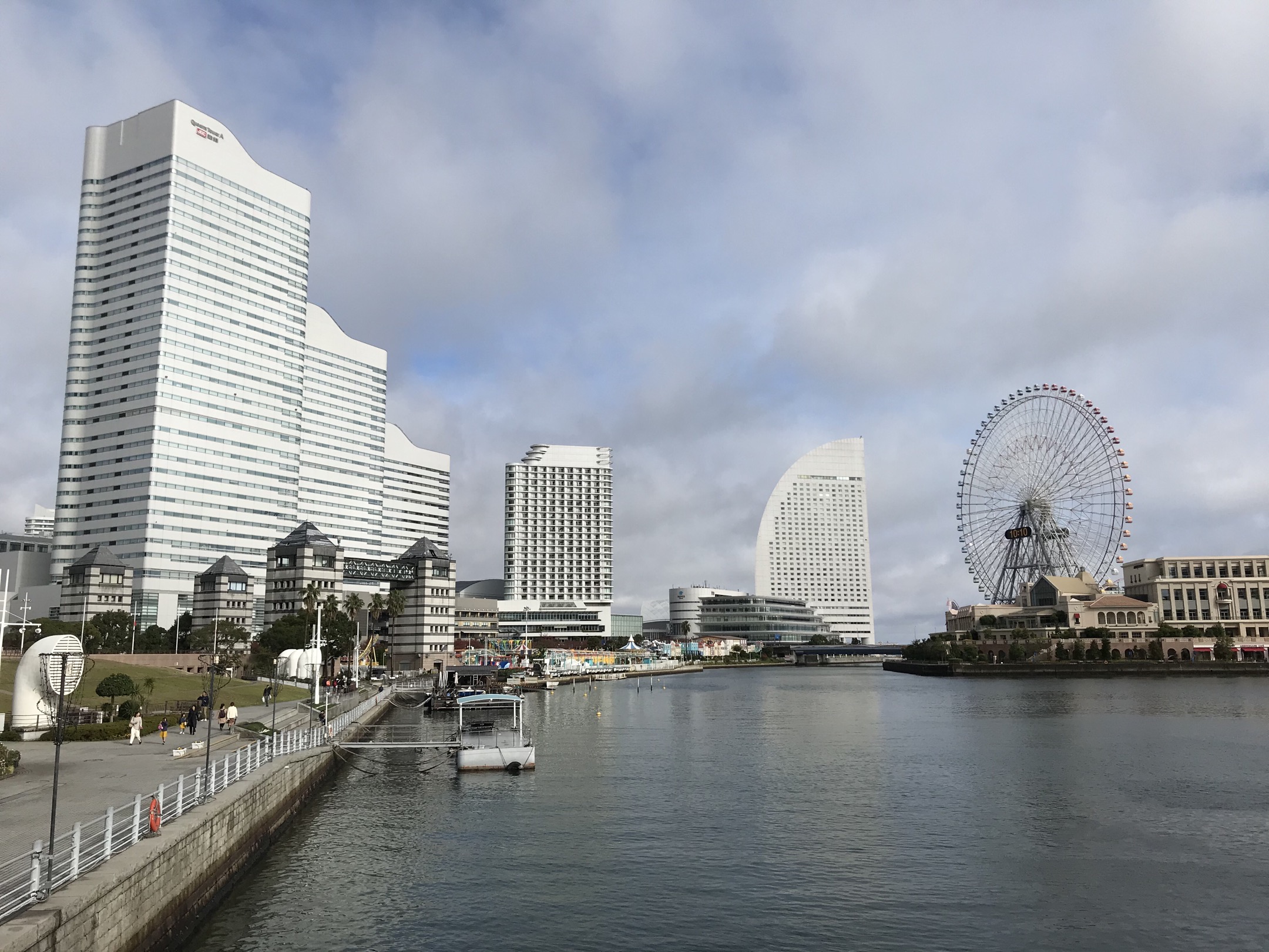 みなとみらい　汽車道